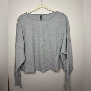 Vuori Slouchy Waffle Crew Top- Light Heather Grey M/L